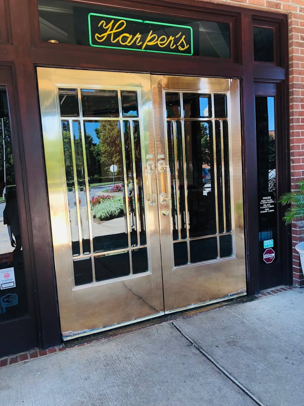 Harpers Restaurant | restaurant | 601 Friendly Center Rd, Greensboro, NC 27408, USA | 3362998850 OR +1 336-299-8850