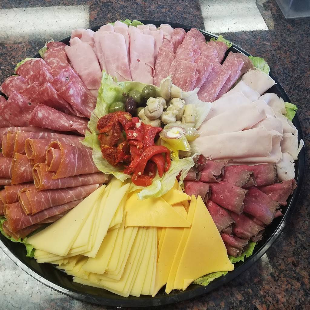 Giovannis Salumeria | restaurant | 666 Broadway, Bayonne, NJ 07002, USA | 2014712405 OR +1 201-471-2405