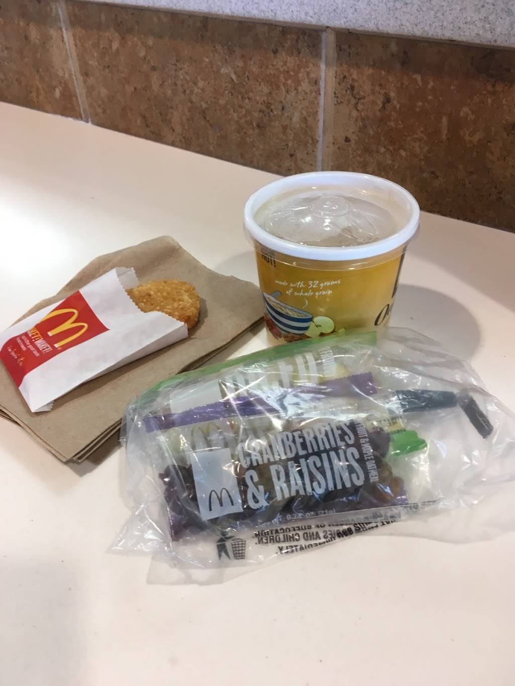 McDonalds | cafe | 4075 S Buffalo Dr, Las Vegas, NV 89117, USA | 7022476300 OR +1 702-247-6300