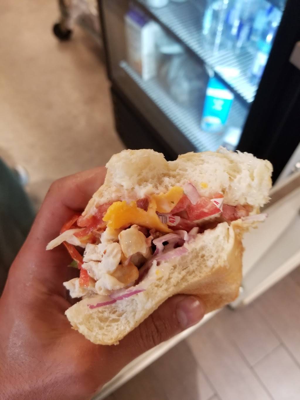 Quiznos | restaurant | 3747 Keele St, North York, ON M3J 2A3, Canada | 4166369292 OR +1 416-636-9292