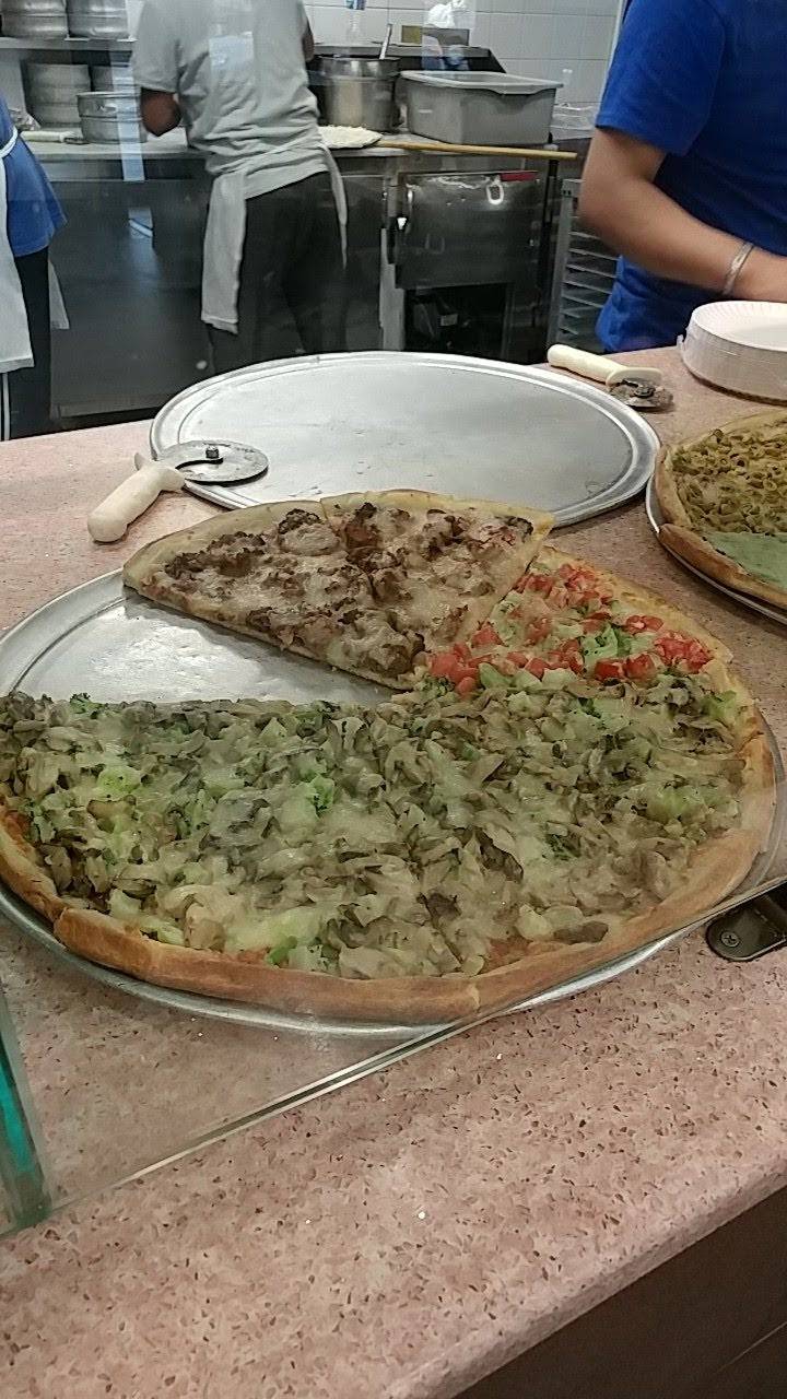 Benjys Kosher Pizza Dairy Restaurant & Sushi Bar | restaurant | 7272 Main St, Flushing, NY 11367, USA | 7182680791 OR +1 718-268-0791