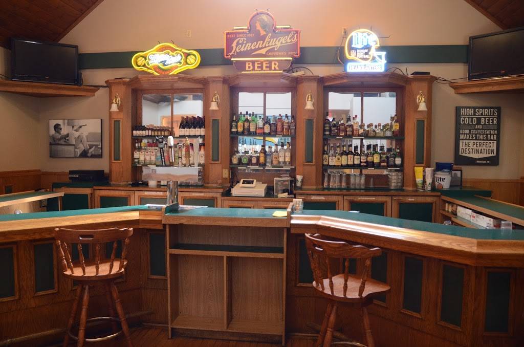 Club 400 | restaurant | 322 Williams St, Waukesha, WI 53186, USA | 2628963540 OR +1 262-896-3540