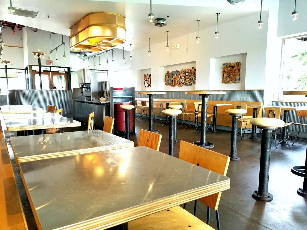 Chipotle Mexican Grill | restaurant | 9965 Hudson Pl Ste 650, Woodbury, MN 55125, USA | 6517391164 OR +1 651-739-1164