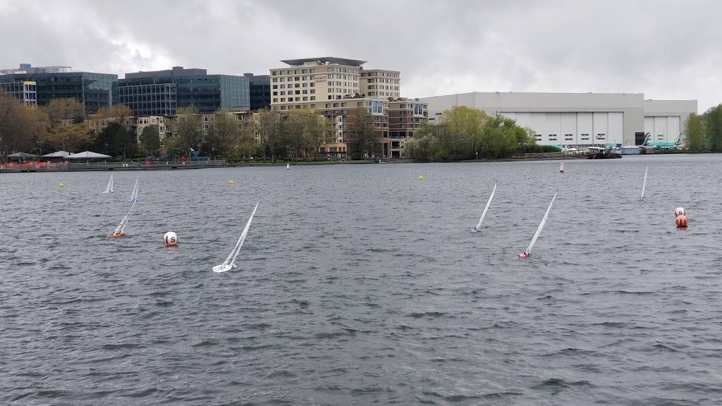 Kidd Valley | restaurant | 1201 Lake Washington Blvd N, Renton, WA 98056, USA | 4252773324 OR +1 425-277-3324