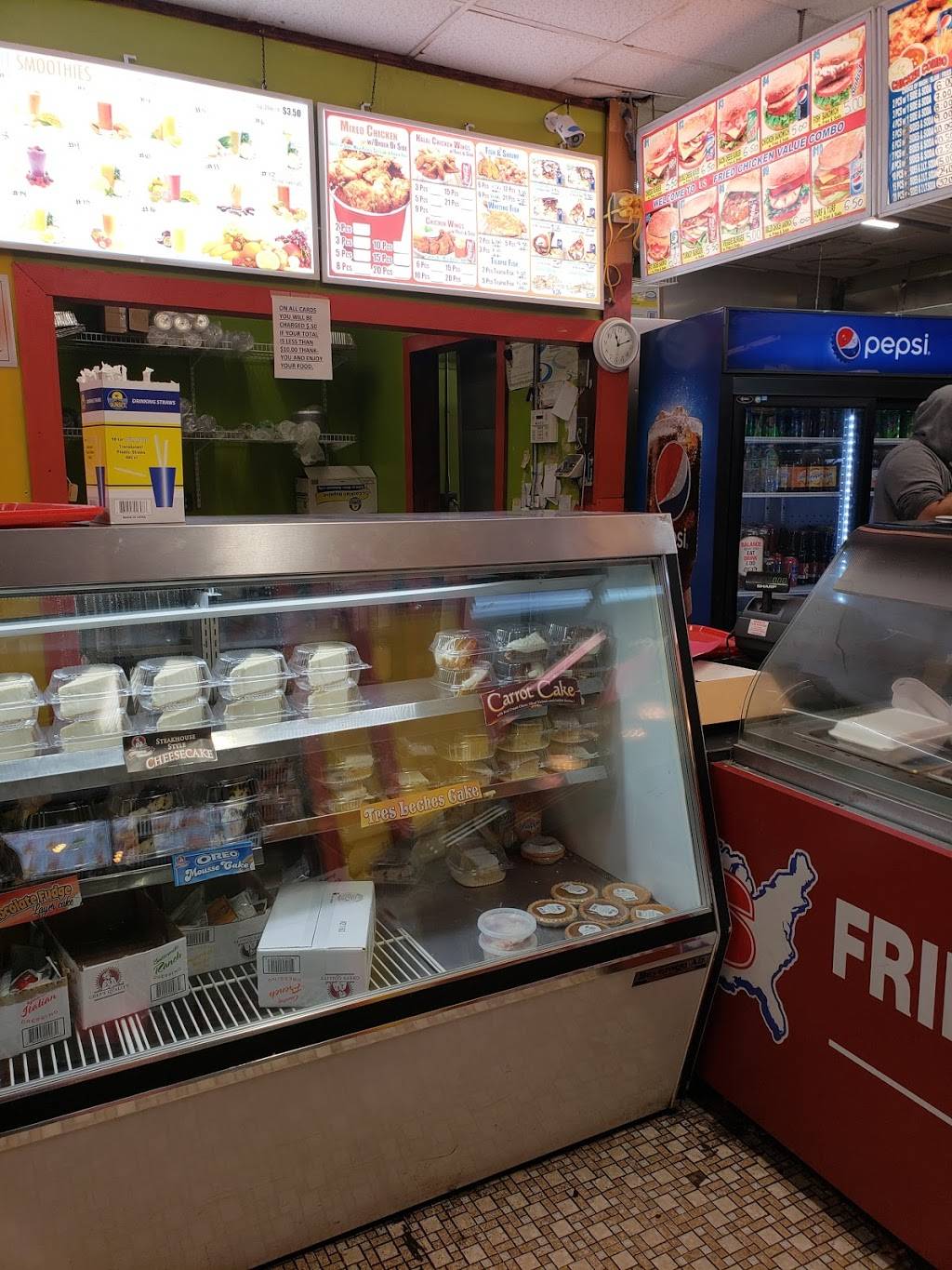 U.S FRIED CHICKEN AND GYROS | restaurant | 305 Walnut St, Springfield, MA 01109, USA | 4137333300 OR +1 413-733-3300