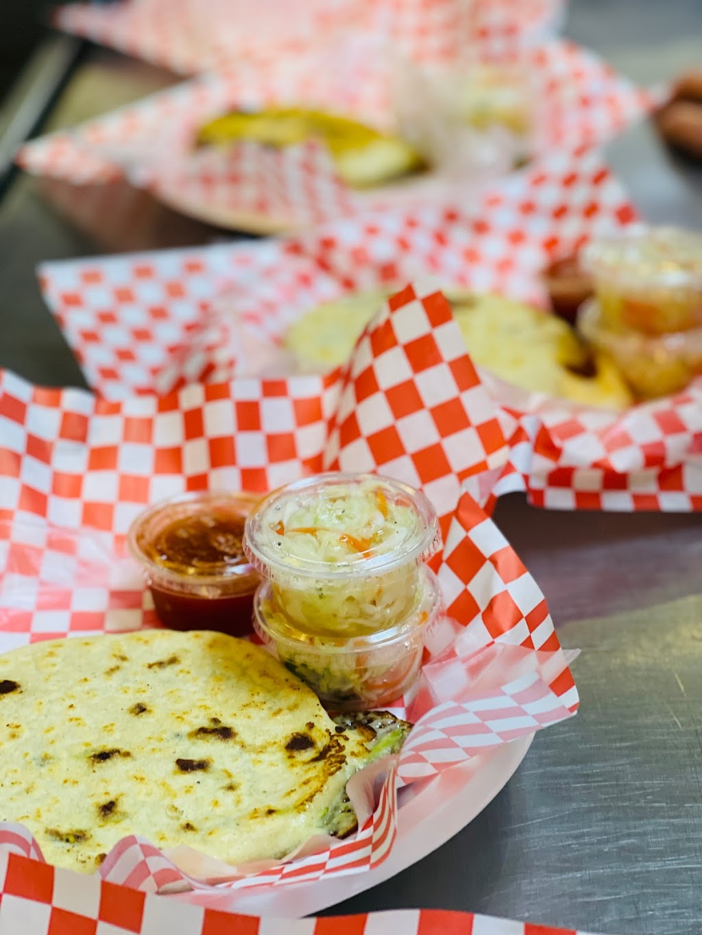 Authentic Salvadorian pupusas | restaurant | 1265 p, Colusa Ave, Yuba City, CA 95991, USA | 5305998422 OR +1 530-599-8422