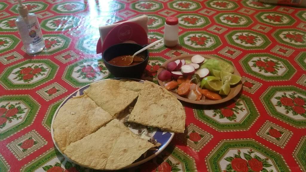 Mulas GIGANTES (Lonchera Lupita) | restaurant | Av. José López Portillo Ote. 152, Nueva Tijuana, 22435 Tijuana, B.C., Mexico | 016646473272 OR +52 664 647 3272