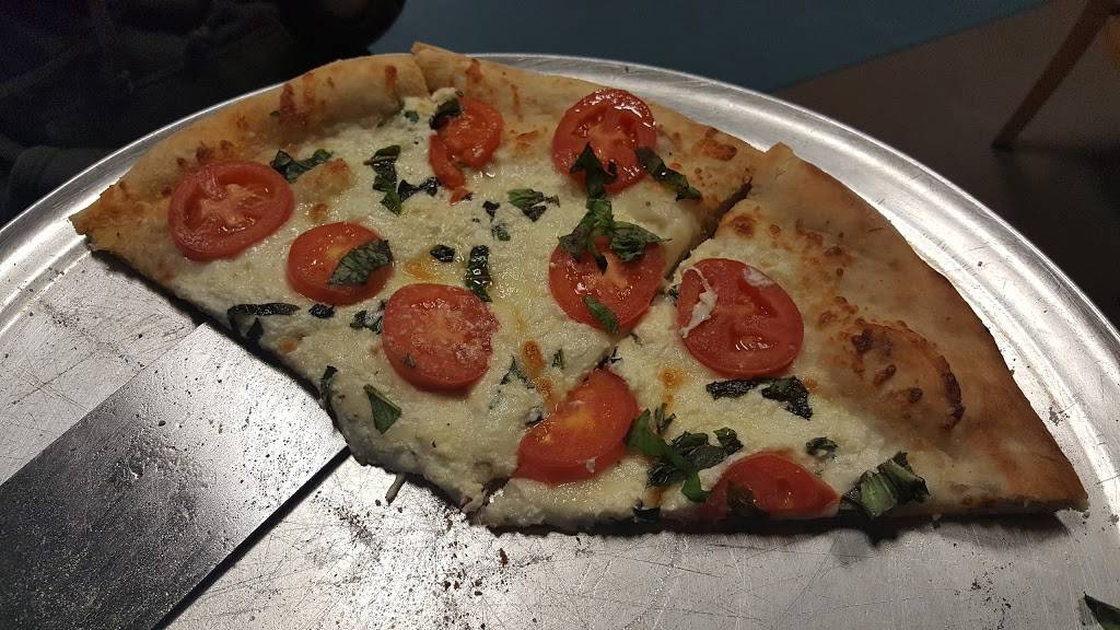 Rojas Pizza | restaurant | 440 W Adams St, Jacksonville, FL 32202, USA | 9045250432 OR +1 904-525-0432