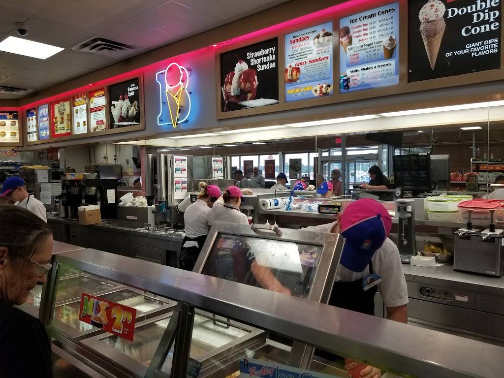Braums Ice Cream & Burger Restaurant | restaurant | 710 N, US-75, Denison, TX 75020, USA | 9034637055 OR +1 903-463-7055