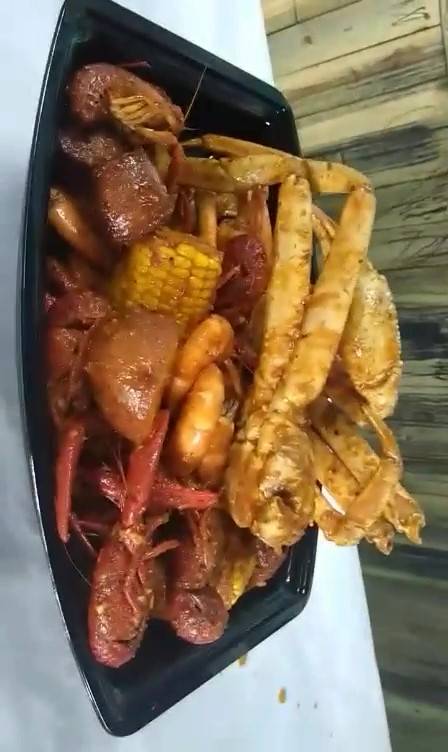 Rockin Crawfish | restaurant | 5040 W Colonial Dr, Orlando, FL 32808, USA | 4077514032 OR +1 407-751-4032