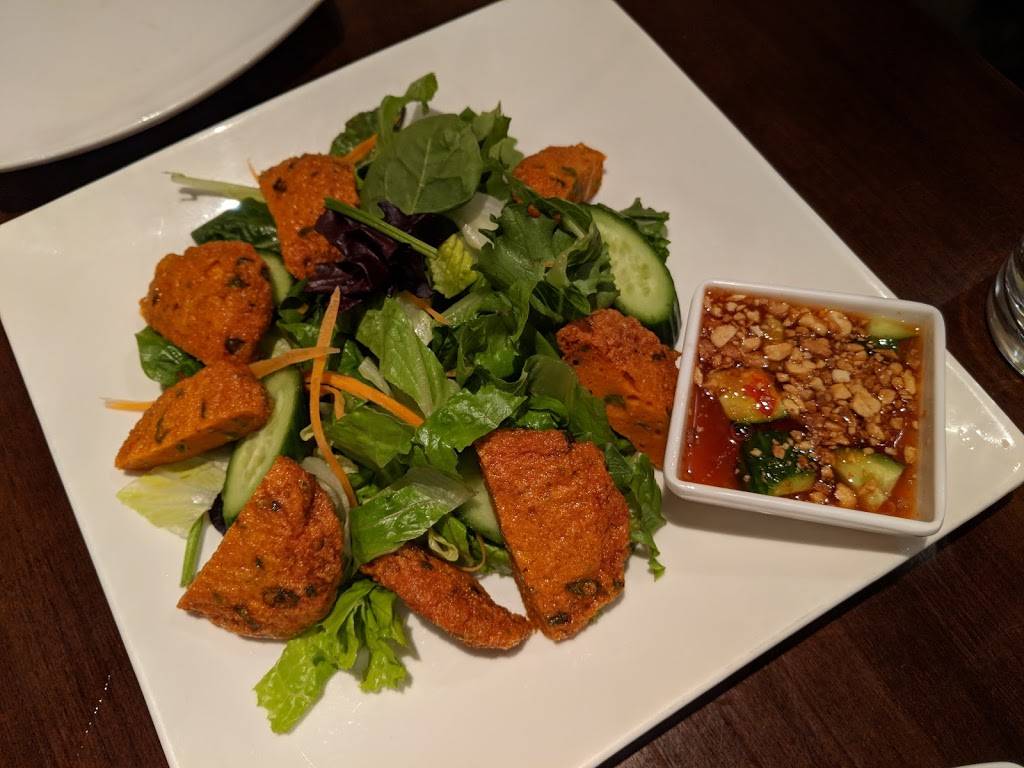 Turmeric Thai Kitchen | restaurant | 6435 Caminito Blythefield Ste. G, La Jolla, CA 92037, USA | 8588867985 OR +1 858-886-7985