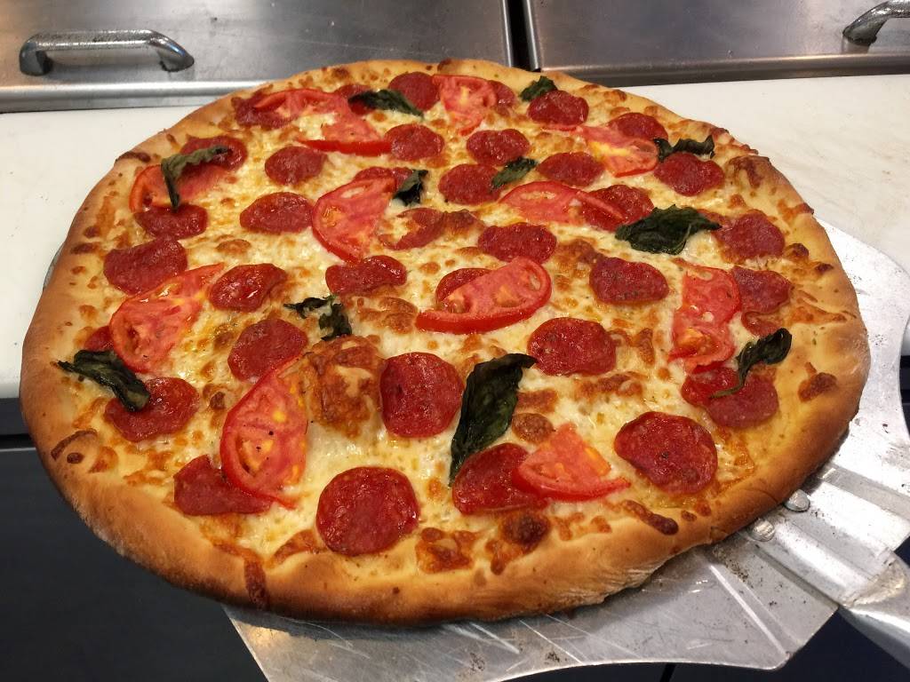 Uncle Mickys (More than Pizza) | restaurant | 203 Capri Blvd, Naples, FL 34113, USA | 2399700457 OR +1 239-970-0457