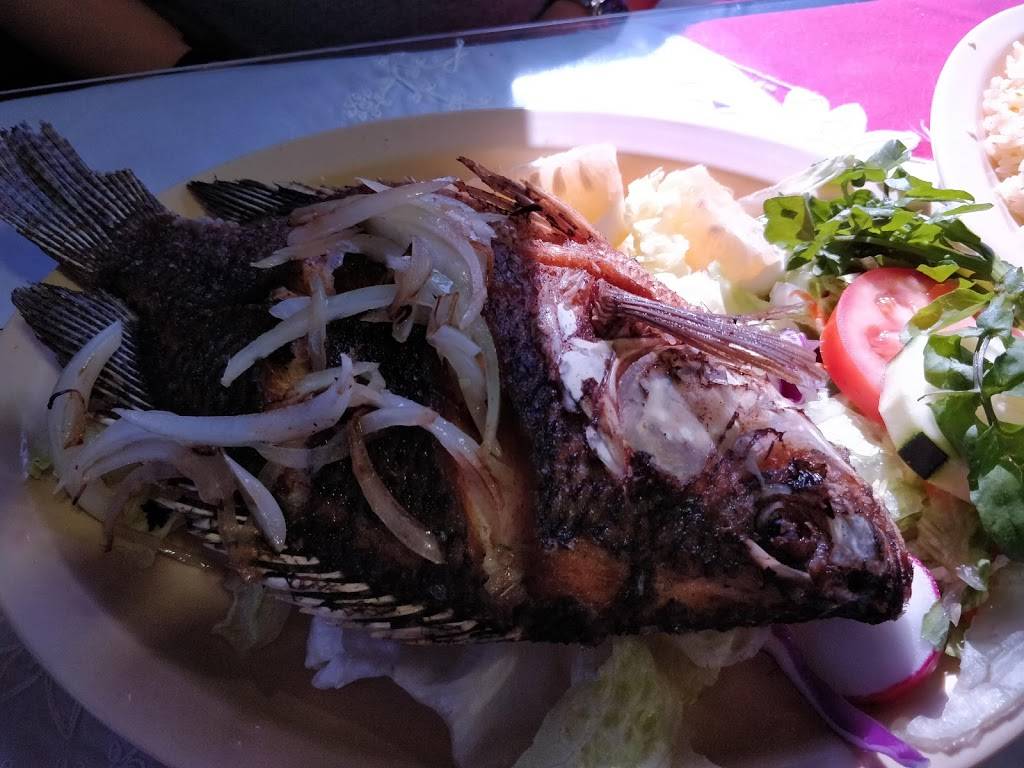 El Amanecer Salvadoreño | restaurant | 3059 W 8th St, Los Angeles, CA 90005, USA | 2133822591 OR +1 213-382-2591