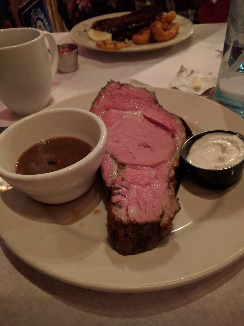 Ervs Mug | restaurant | 130 W Ryan Rd, Oak Creek, WI 53154, USA | 4147625010 OR +1 414-762-5010