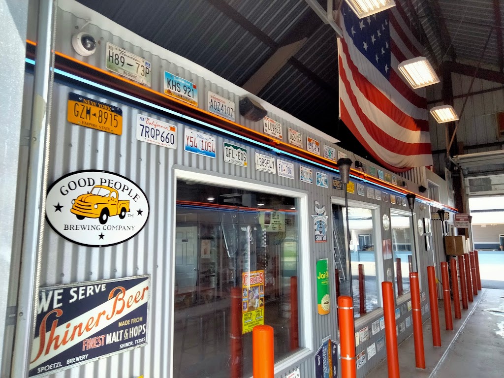 Robinsons Cruse Thru | restaurant | 104 Ferry Rd SE, Fort Walton Beach, FL 32548, USA | 8502004597 OR +1 850-200-4597