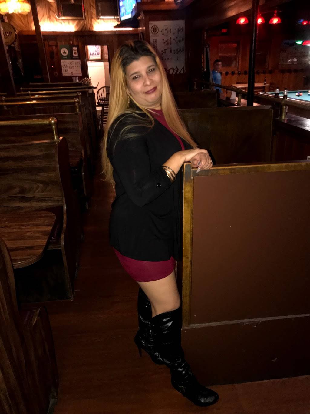 Moynihans | restaurant | 897 Main St, Worcester, MA 01610, USA | 5084592177 OR +1 508-459-2177