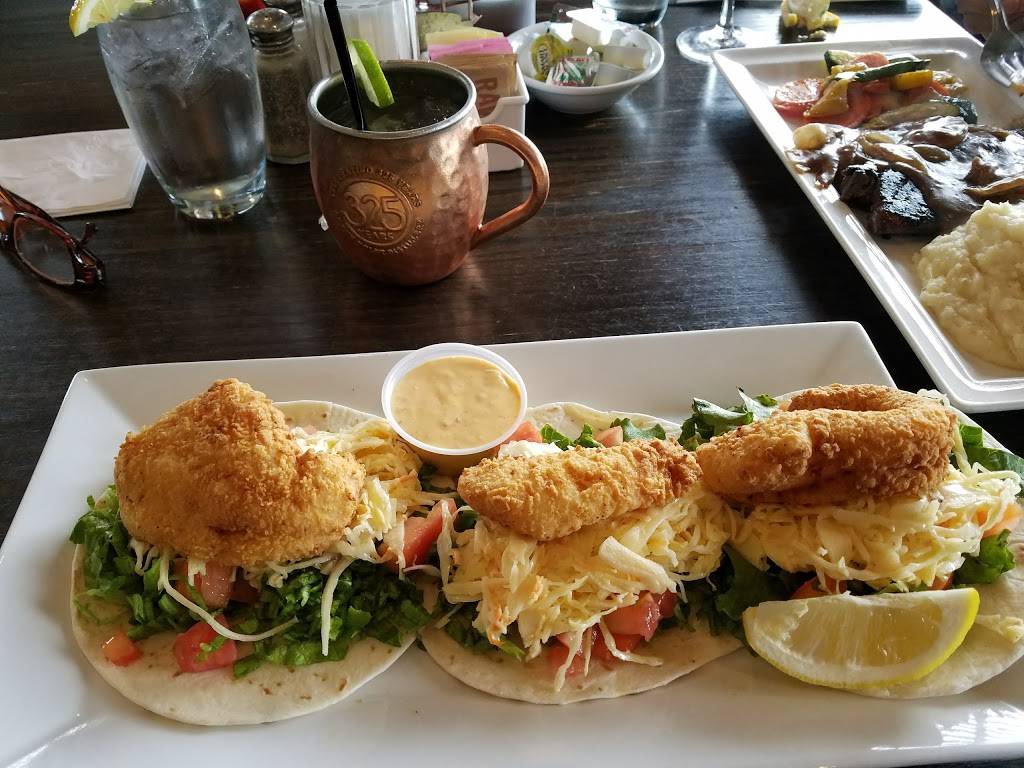 Reds Kitchen and Tavern | restaurant | 131 Newbury St, Peabody, MA 01960, USA | 9785317337 OR +1 978-531-7337