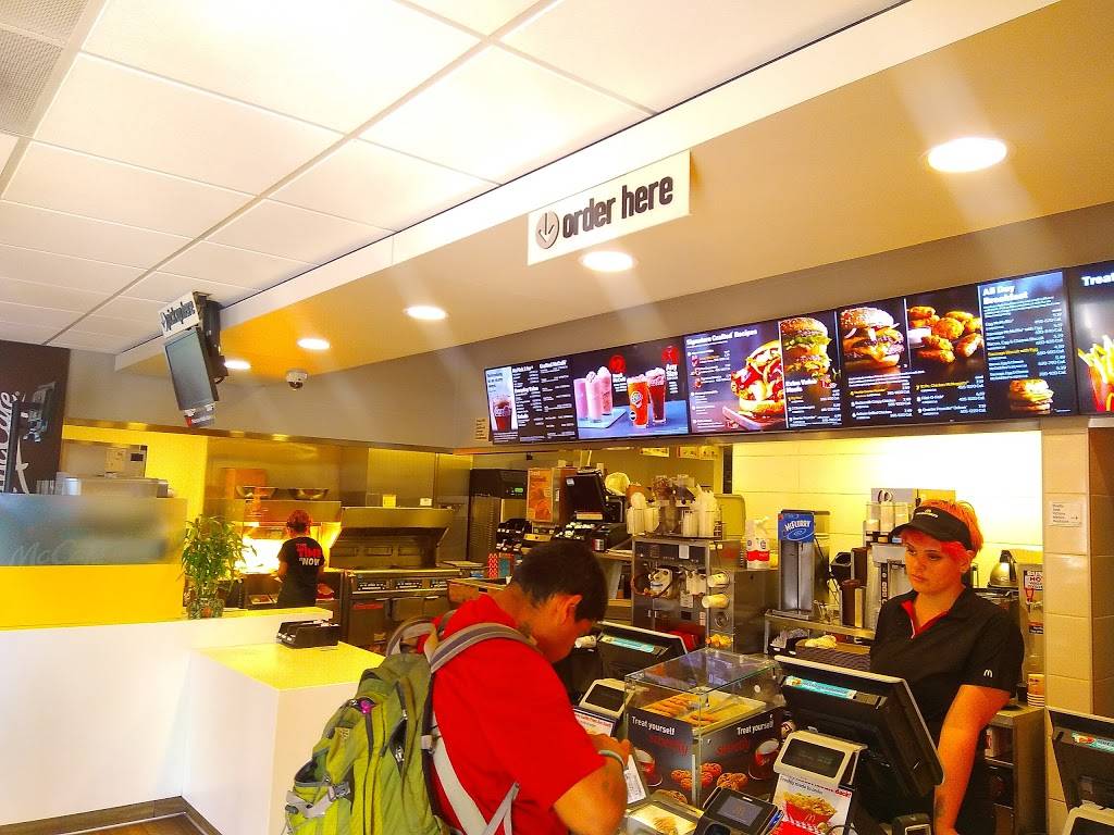 McDonalds | cafe | 1421 Mission St, Santa Cruz, CA 95060, USA | 8314236394 OR +1 831-423-6394