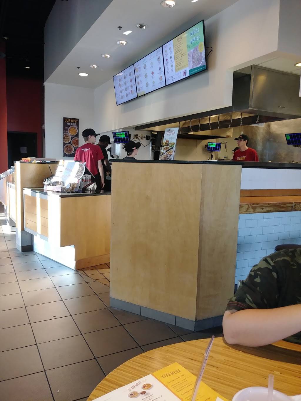 Noodles and Company | restaurant | 15208 W 119th St, Olathe, KS 66062, USA | 9138294848 OR +1 913-829-4848