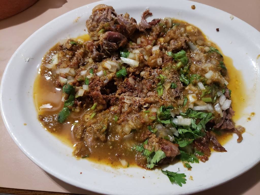 El Pariente Restaurant | restaurant | 140 W Greene St, Postville, IA 52162, USA | 5638633114 OR +1 563-863-3114