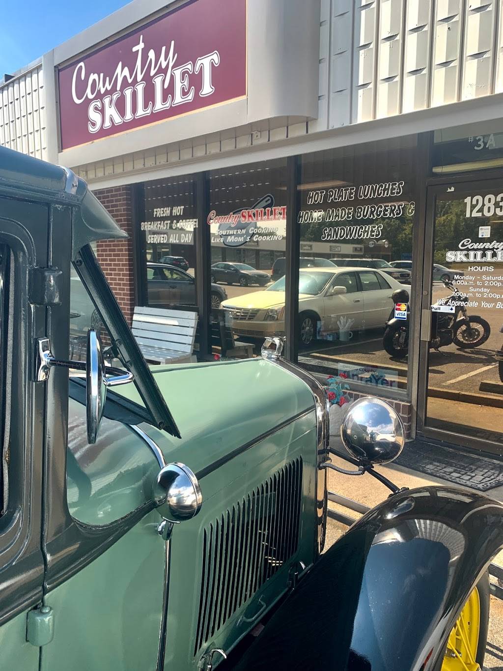 The Country Skillet | restaurant | In DeSoto Plaza, 1283 Main St, Southaven, MS 38671, USA | 6622802060 OR +1 662-280-2060