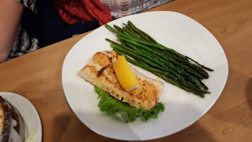 Dark Horse Restaurant | restaurant | 4136 N Main St, Findlay, OH 45840, USA | 4194249201 OR +1 419-424-9201