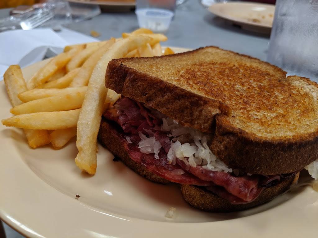 Cassies Cafe | cafe | 13669 US-231, Hazel Green, AL 35750, USA | 2568291470 OR +1 256-829-1470