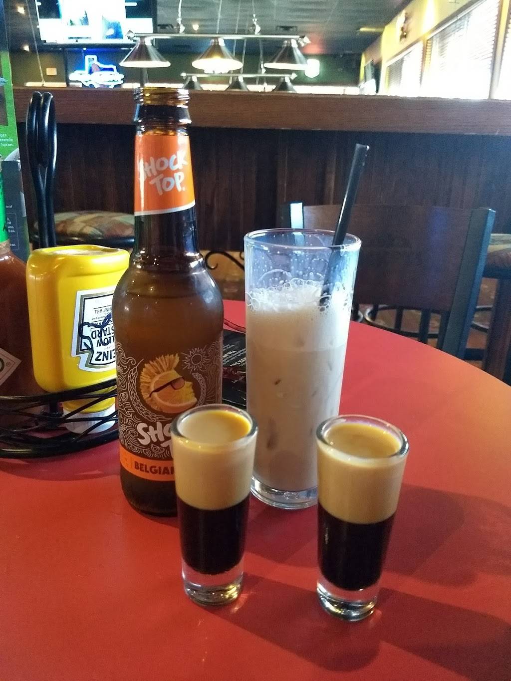 Pockets Billiards, Wings & Beer | restaurant | 9484 Dyer St #6411, El Paso, TX 79924, USA | 9157517551 OR +1 915-751-7551