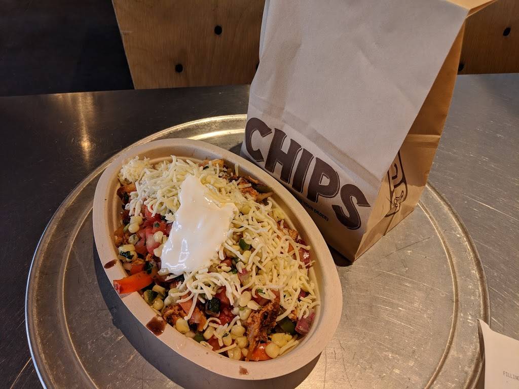 Chipotle Mexican Grill | restaurant | 1115 NE Coronado Dr, Blue Springs, MO 64014, USA | 8162292690 OR +1 816-229-2690