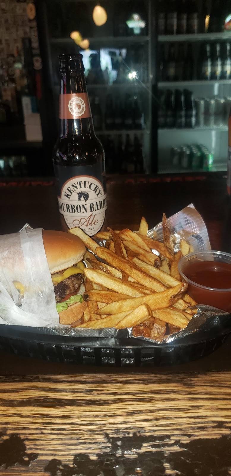 ABC the Tavern Uptown | restaurant | 11434 Uptown Ave, Cleveland, OH 44106, USA | 2167211511 OR +1 216-721-1511