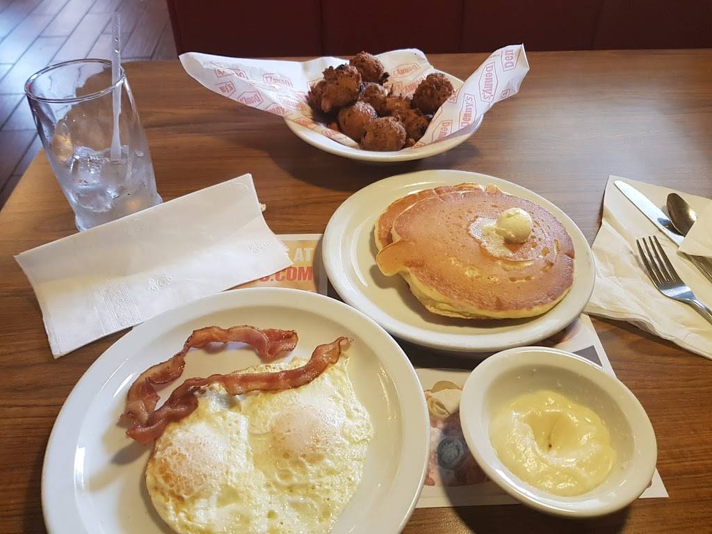 Dennys | restaurant | 6970 Alvarado Rd, San Diego, CA 92120, USA | 6194612862 OR +1 619-461-2862
