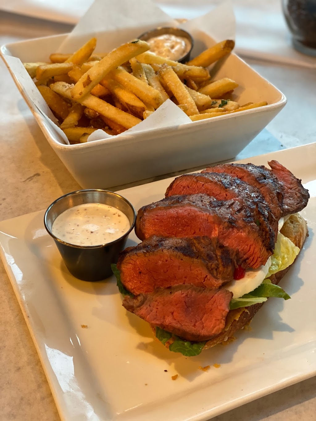 Privato Pizza Bistro | restaurant | 2 W Geneva St, Williams Bay, WI 53191, USA | 2627293016 OR +1 262-729-3016