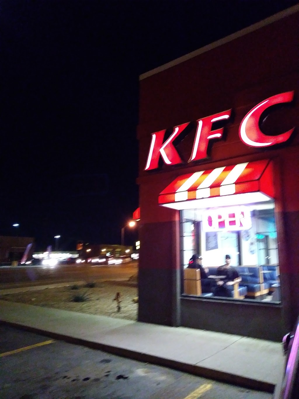 KFC | restaurant | 813 N Riverside Dr, Española, NM 87532, USA | 5057533472 OR +1 505-753-3472