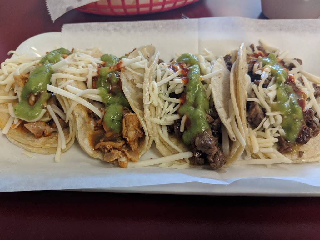 Los Burritos Tapatios Naperville | restaurant | 1232 Ogden Ave, Naperville, IL 60563, USA | 6307780474 OR +1 630-778-0474