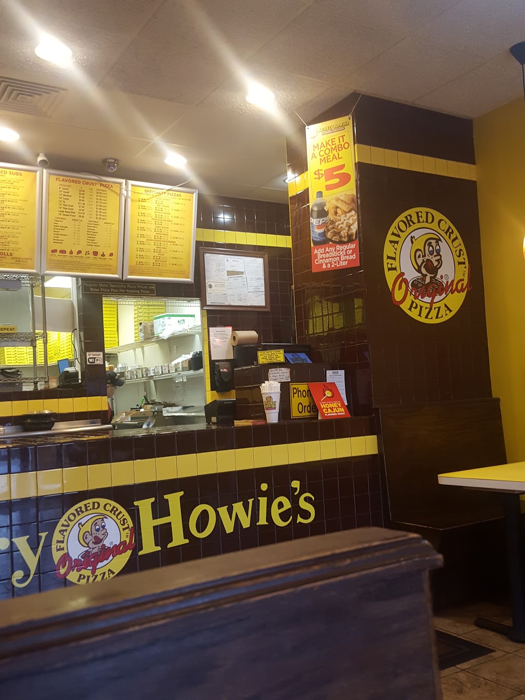 Hungry Howies Pizza | meal delivery | 5611 Old Shell Rd Ste A, Mobile, AL 36608, USA | 2513453333 OR +1 251-345-3333