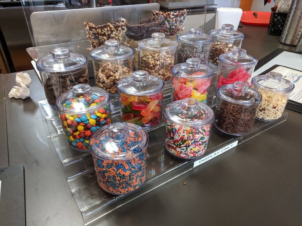 Cool Js Premium Water Ice | restaurant | 1857 Pulaski Hwy, Bear, DE 19701, USA | 3025954252 OR +1 302-595-4252