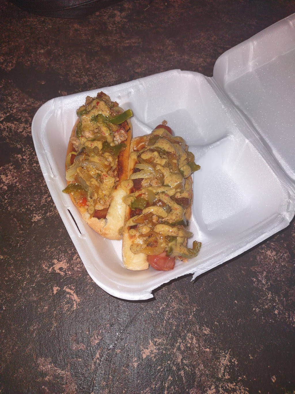 Sweet Royale Hotdogs & Poetry | restaurant | 2622 Detroit St, Portsmouth, VA 23707, USA | 7579772460 OR +1 757-977-2460