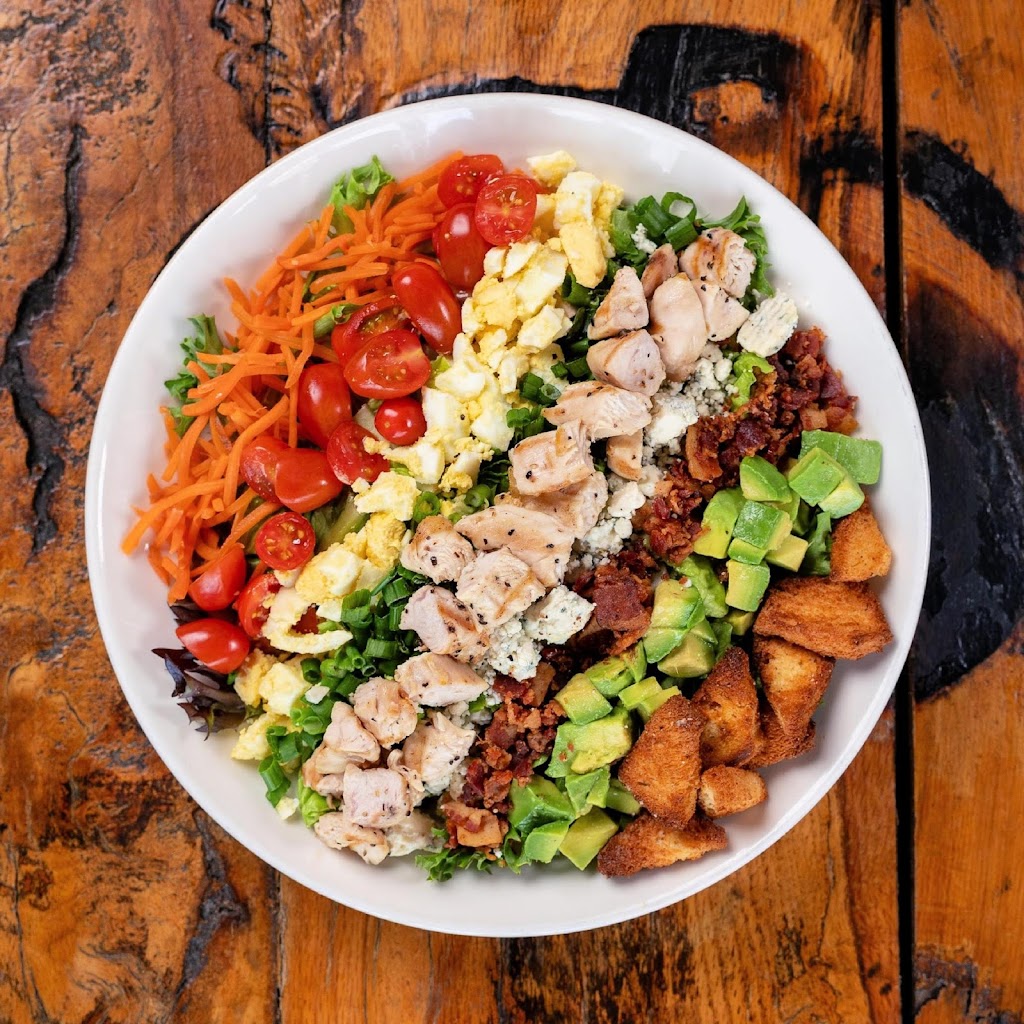 Twin Peaks | restaurant | 955 Sunland Park Dr, El Paso, TX 79922, USA | 9153073629 OR +1 915-307-3629