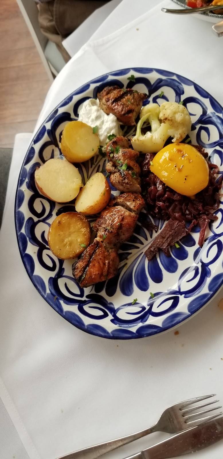 Santorini | restaurant | 288 John St, Thornhill, ON L3T 6M8, Canada | 9057314400 OR +1 905-731-4400