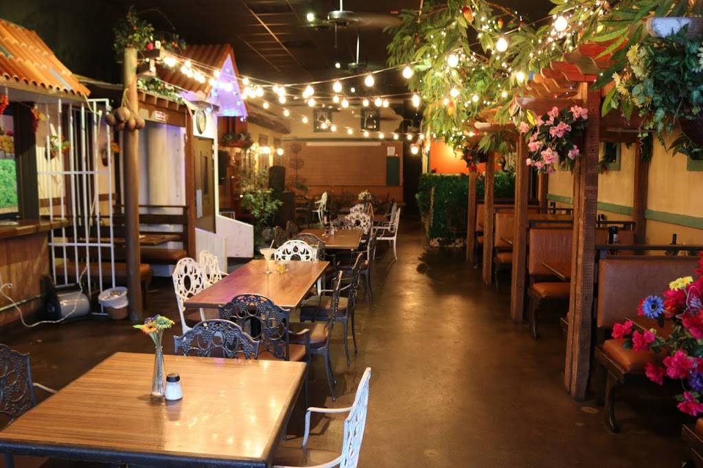 La plaza | restaurant | 10910 W Flagler St #103, Miami, FL 33174, USA | 3052218833 OR +1 305-221-8833