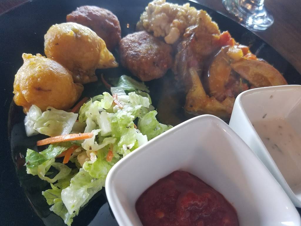 Taaza Bistro | restaurant | 3252 S Church St, Burlington, NC 27215, USA | 3365240488 OR +1 336-524-0488