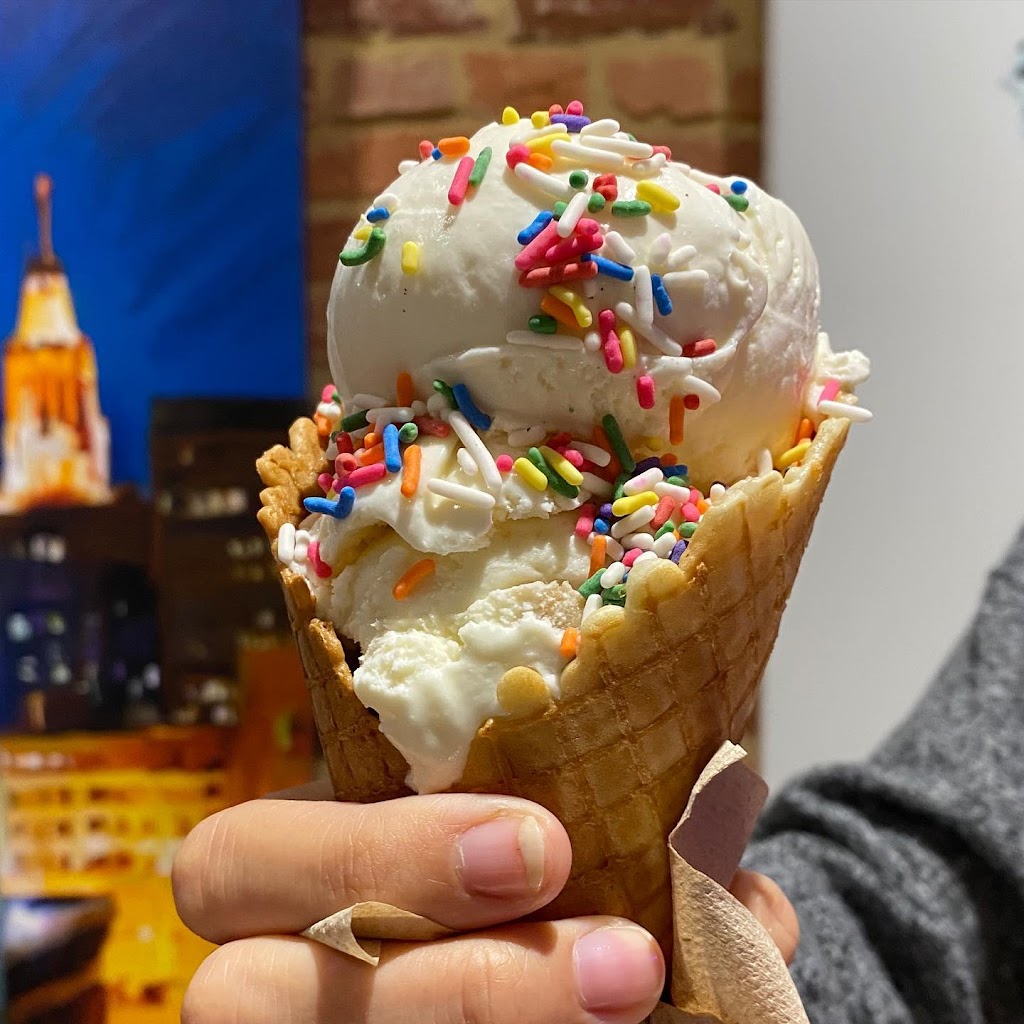 Moo Moo Cows - Ice Cream | restaurant | 926 Light St Suite 1, Baltimore, MD 21230, USA | 4432612697 OR +1 443-261-2697