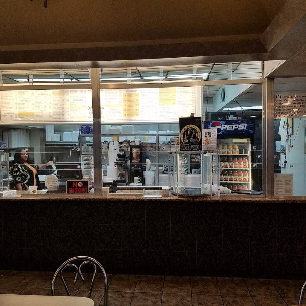 Capital Coney Island | restaurant | 8926 Eight Mile Rd, Ferndale, MI 48220, USA | 2485843773 OR +1 248-584-3773