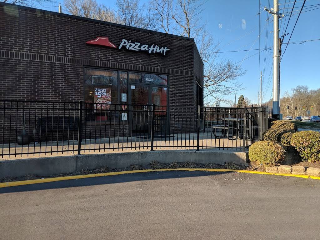 Pizza Hut | restaurant | 9219 US-42, Prospect, KY 40059, USA | 5022280400 OR +1 502-228-0400