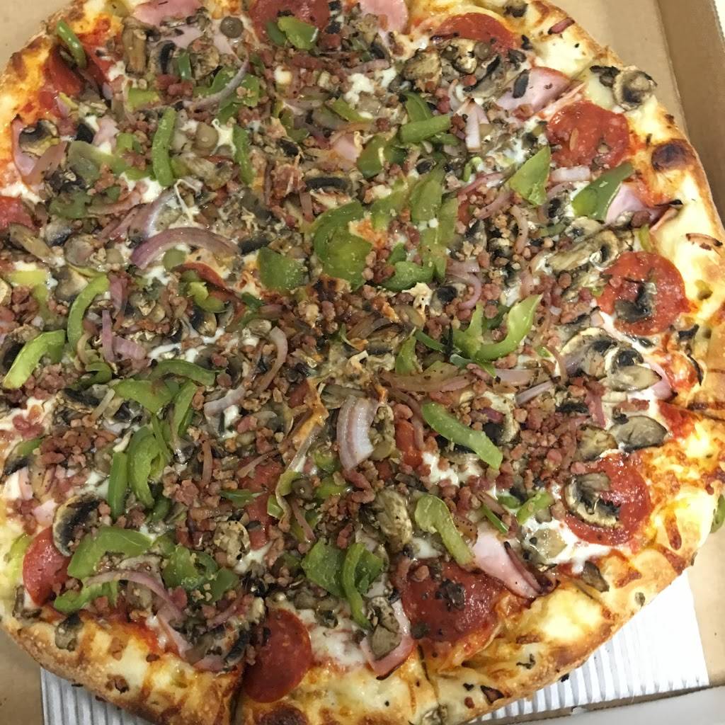 Rafaels Pizza | restaurant | 128 W MacArthur Blvd, Santa Ana, CA 92707, USA | 7147516474 OR +1 714-751-6474