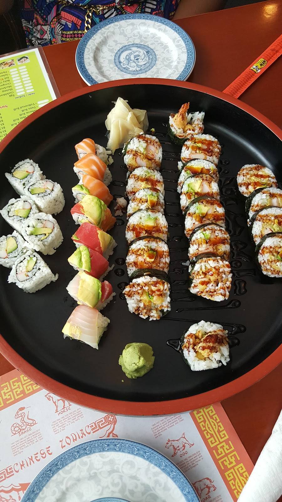 Wang & King Asian Cafe | restaurant | 10720 S Tryon St, Charlotte, NC 28273, USA | 7045883080 OR +1 704-588-3080