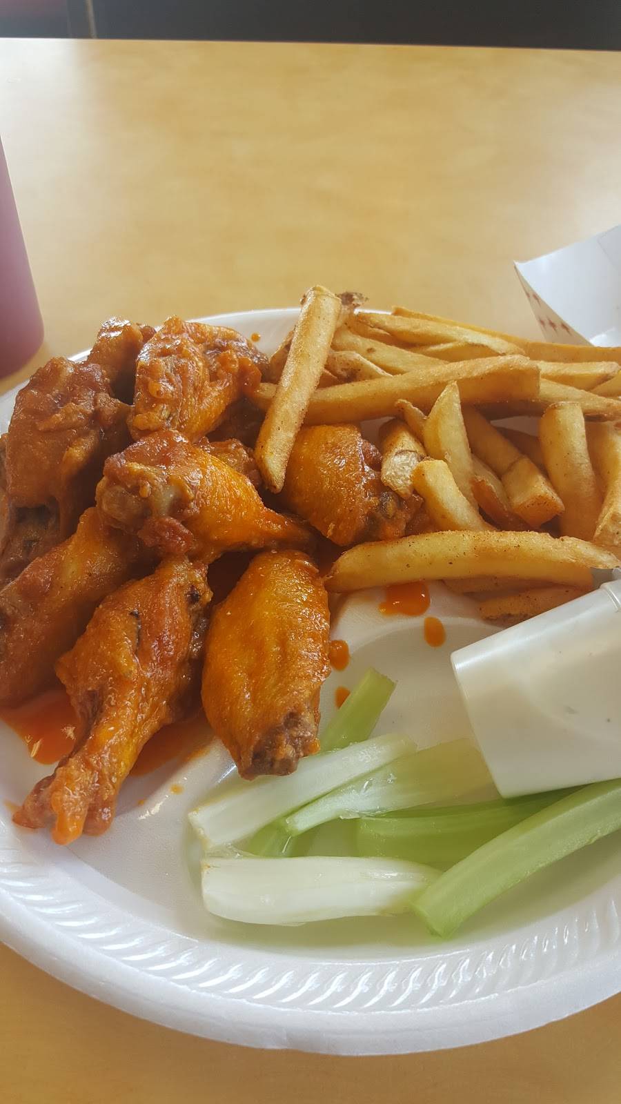 World of Wings | restaurant | 5340 GA-20, Covington, GA 30016, USA | 7707874417 OR +1 770-787-4417