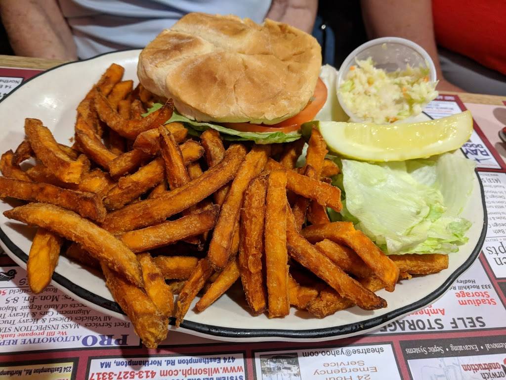 Easthampton Diner Restaurant | restaurant | 117 Union St, Easthampton, MA 01027, USA | 4135270855 OR +1 413-527-0855