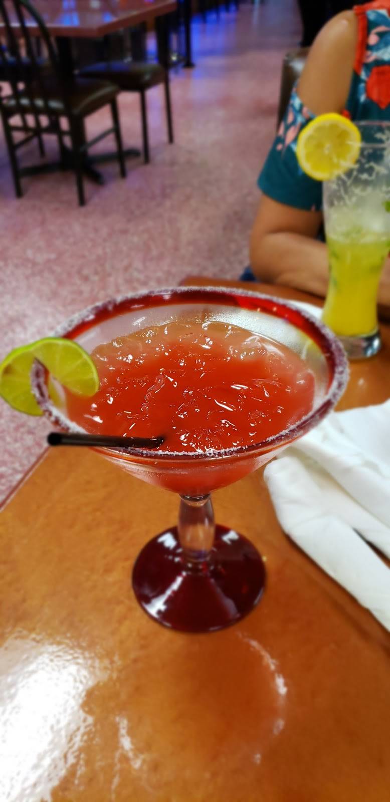 El Arrecife Mexican Seafood | restaurant | 8311 N Michigan Rd, Indianapolis, IN 46268, USA | 3177569911 OR +1 317-756-9911