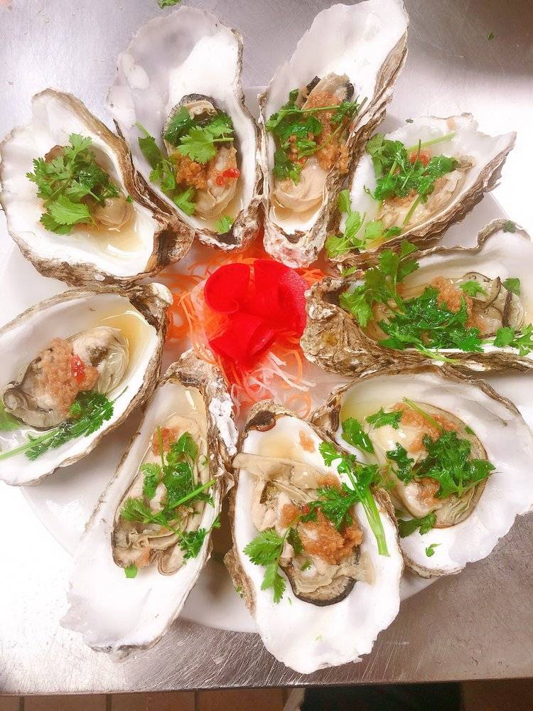 Shu Tin Xia | restaurant | 2428 S Wallace St, Chicago, IL 60616, USA | 3128882170 OR +1 312-888-2170